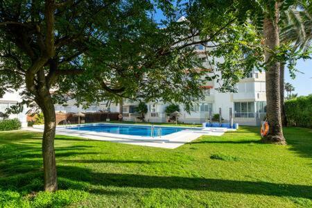 Torresol Apartment Нерха Екстериор снимка