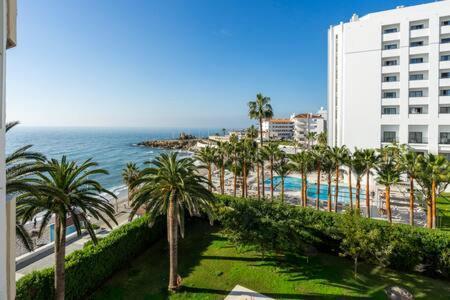 Torresol Apartment Нерха Екстериор снимка