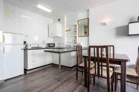 Torresol Apartment Нерха Екстериор снимка
