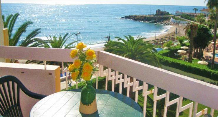 Torresol Apartment Нерха Екстериор снимка